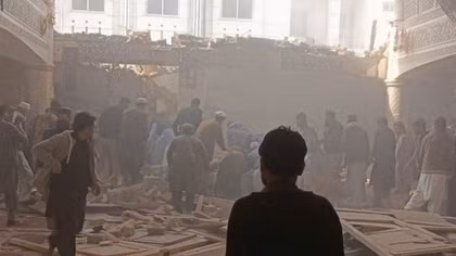 Đền thờ gần khu nhà ở của cảnh sát Pakistan nổ lớn, 19 người thiệt mạng