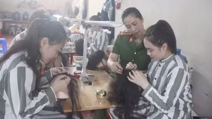 Cải tạo phạm nhân bằng chính sách nhân đạo và khoan hồng