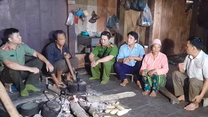 Nặm Ròm yên vui
