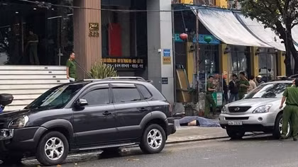 Người đàn ông nước ngoài tử vong sau khi rơi từ tầng 4 một khách sạn ở Đà Nẵng