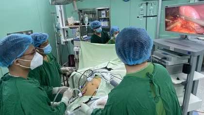 Những “chiến sĩ áo trắng” hết lòng vì người bệnh