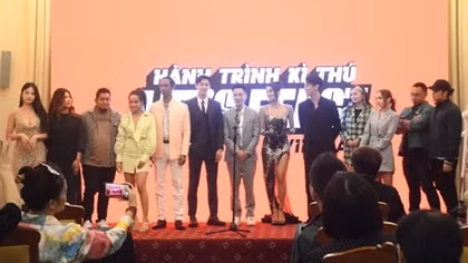 Hành trình kỳ thú - Show thực tế quảng bá văn hóa Việt Nam