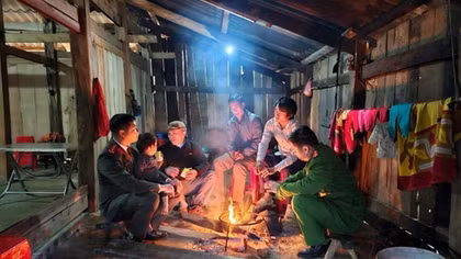 Bám bản làng giữ gìn an ninh, giúp dân ổn định cuộc sống