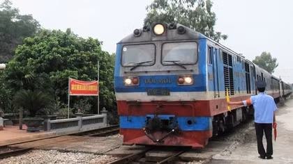 Đường sắt mở bán vé tàu hè tuyến Bắc - Nam, nhiều chính sách giảm giá