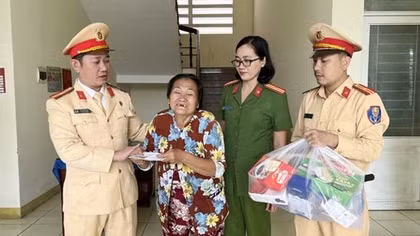 Lan tỏa ấm áp đầu xuân mới