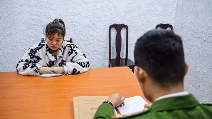 Vụ em bé 17 tháng tuổi bị hai "ác mẫu" sát hại: Phá án sau cuộc điện thoại tình cờ