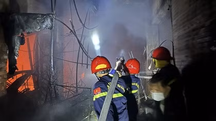 Chính quyền trợ giúp hàng trăm tiểu thương trong vụ cháy chợ miền núi