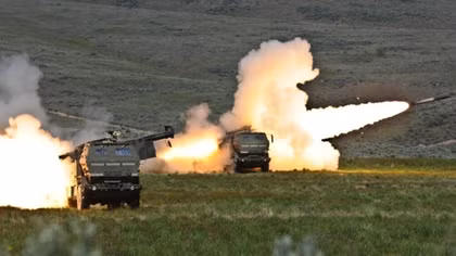 Ba Lan mua gần 500 xe phóng HIMARS của Mỹ
