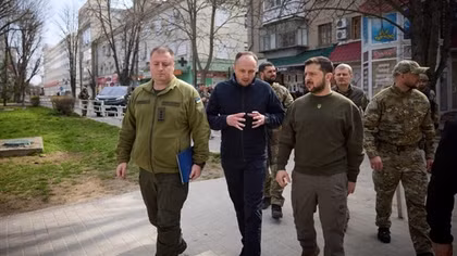 Tổng thống Zelensky bất ngờ tới Kherson