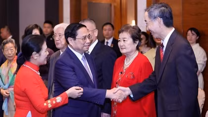 Thủ tướng Phạm Minh Chính tiếp các nhân sĩ hữu nghị Trung Quốc