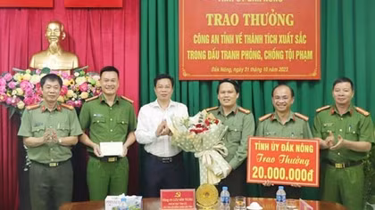Tỉnh ủy Đắk Nông khen thưởng Công an tỉnh triệt phá nhóm đối tượng lừa đảo chiếm đoạt tài sản