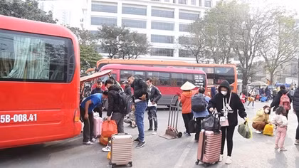 Hơn 1 triệu phương tiện lắp giám sát hành trình nhưng “xe dù” vẫn nhan nhản