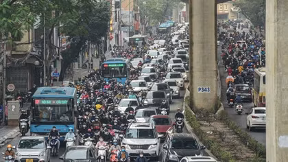 Hà Nội: Hơn 100 vị trí nguy cơ ùn tắc sẽ được tăng cường chốt trực