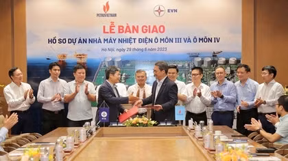Petrovietnam tiếp nhận bàn giao hồ sơ Dự án Nhà máy Nhiệt điện Ô Môn III và Ô Môn IV
