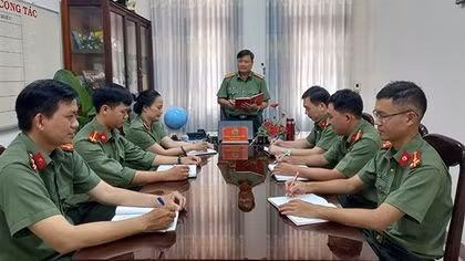 Giữ vững an ninh chính trị nội bộ ở vùng đất "Hoa vàng trên cỏ xanh"