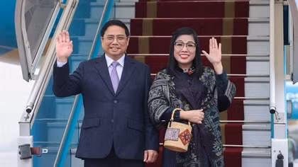 Thủ tướng lên đường thăm chính thức Cộng hòa Singapore và Brunei Darussalam