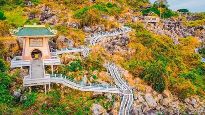 “Kho tàng lịch sử” giữa núi rừng