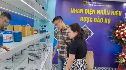 Mở cửa Phòng trưng bày “Nhận diện nhãn hiệu được bảo hộ”