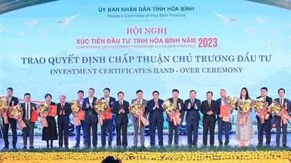 Thủ tướng tin rằng, sẽ có nhiều nhà đầu tư trong và ngoài nước lựa chọn Hòa Bình