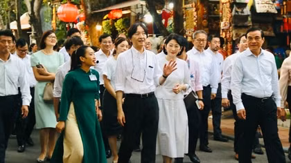 Hoàng thái tử và Công nương Nhật Bản thăm phố cổ Hội An