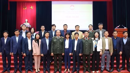 Thứ trưởng Trần Quốc Tỏ tiếp xúc cử tri huyện Yên Phong, Bắc Ninh