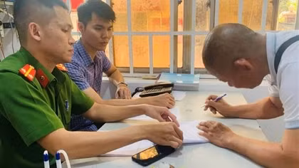 Xử lý đối tượng phát tán tài liệu trái phép tuyên truyền về Pháp luân công