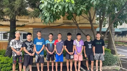 Kết bạn trên mạng xã hội, lập nhóm cướp về đêm