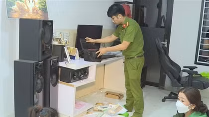 Hai người phụ nữ cầm đầu đường dây lô đề hàng trăm tỷ đồng