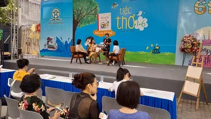 Tưng bừng “Tiệc thơ 1/6 – Nhà mình vui nhất”