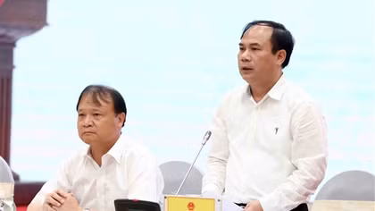 Dân bức xúc cò mồi trục lợi dự án nhà ở xã hội, Thứ trưởng Bộ Xây dựng nói gì?