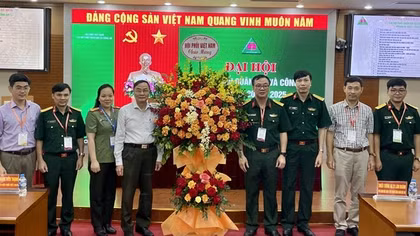 Thành lập Chi hội phổi Quân đội và Công an