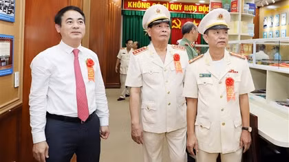 Công an tỉnh Hậu Giang 20 năm xây dựng, chiến đấu và trưởng thành