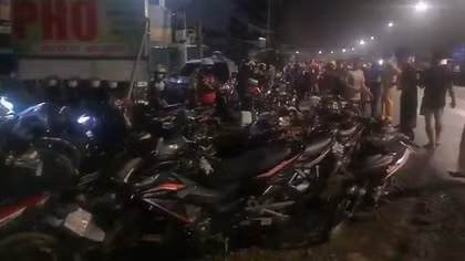 "Phi đội" thanh, thiếu niên độ pô, đua xe trên Quốc lộ 1 trong đêm