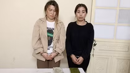 Hai nữ quái bị bắt cùng 5 bánh heroin