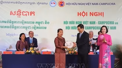 Việt Nam - Campuchia thúc đẩy hợp tác toàn diện