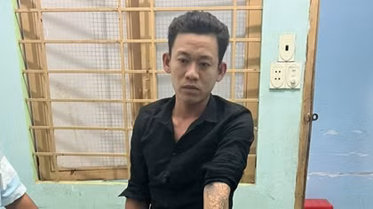 Bắt nóng đối tượng “thủ” súng đạn để phòng thân