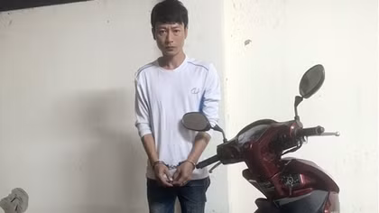 Truy bắt "nóng" kẻ trộm xe máy tại phố cổ Hội An
