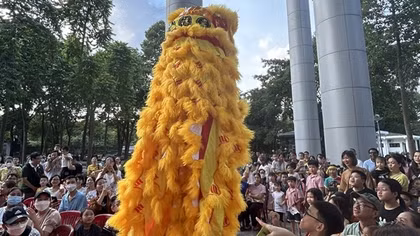 Vui đón Trung thu sớm kết hợp khám phá văn hóa, khoa học