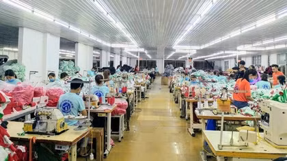 Tìm đầu ra cho ngành đồ gỗ, dệt may và da giày