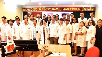 Bệnh viện 30-4  đón tiếp Đoàn Y tế Bộ Nội vụ Cuba đến làm việc