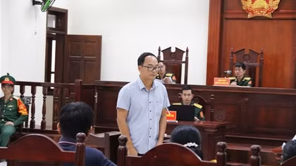 Cựu quân nhân lái xe ôtô tông chết nữ sinh ở Ninh Thuận lãnh án 14 tháng tù