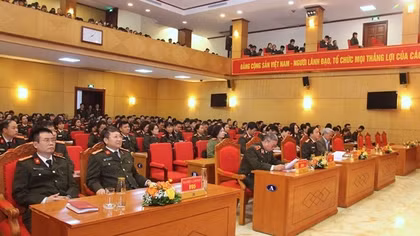 Vận dụng Sáu điều Bác Hồ dạy vào thực tiễn công tác công an
