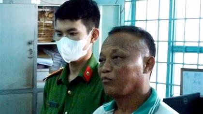 "Nổ" từng là cán bộ Trung ương để “chạy án”