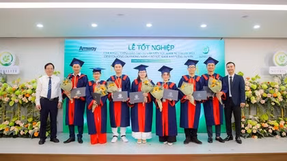 Tổ chức thành công Lễ tốt nghiệp Tư vấn viên Sức khỏe Dinh dưỡng Nutrilite 2023