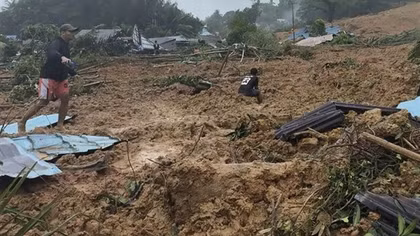 Ngôi làng bị xóa sổ vì lở đất tại Indonesia