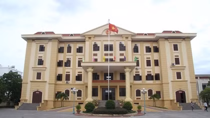 Mỗi tháng trung bình có hơn 200 vụ ly hôn ở một tỉnh miền Trung