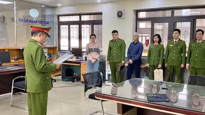 Khởi tố Giám đốc và Phó giám đốc Trung tâm đăng kiểm xe cơ giới 34- 04D