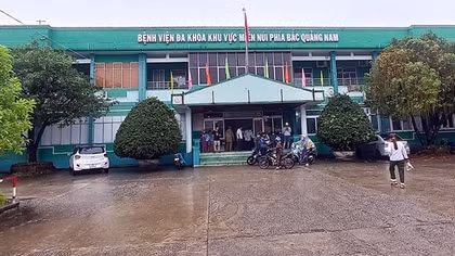 4 người bị ngộ độc sau khi ăn lễ cúng đâm trâu, 1 người tử vong