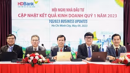Hội nghị Nhà đầu tư quý 1/2023 của HDBank: Sẽ chốt ngày trả cổ tức bằng tiền ngay trong tháng 5 hoặc đầu tháng 6