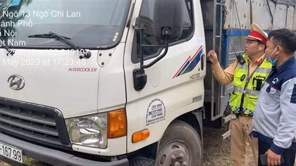 Lái xe vi phạm nồng độ cồn, không nhường đường cho xe ưu tiên